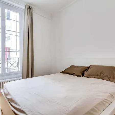 Apartment Hostnfly - Magnificent Near The Louvre And Opera Paris